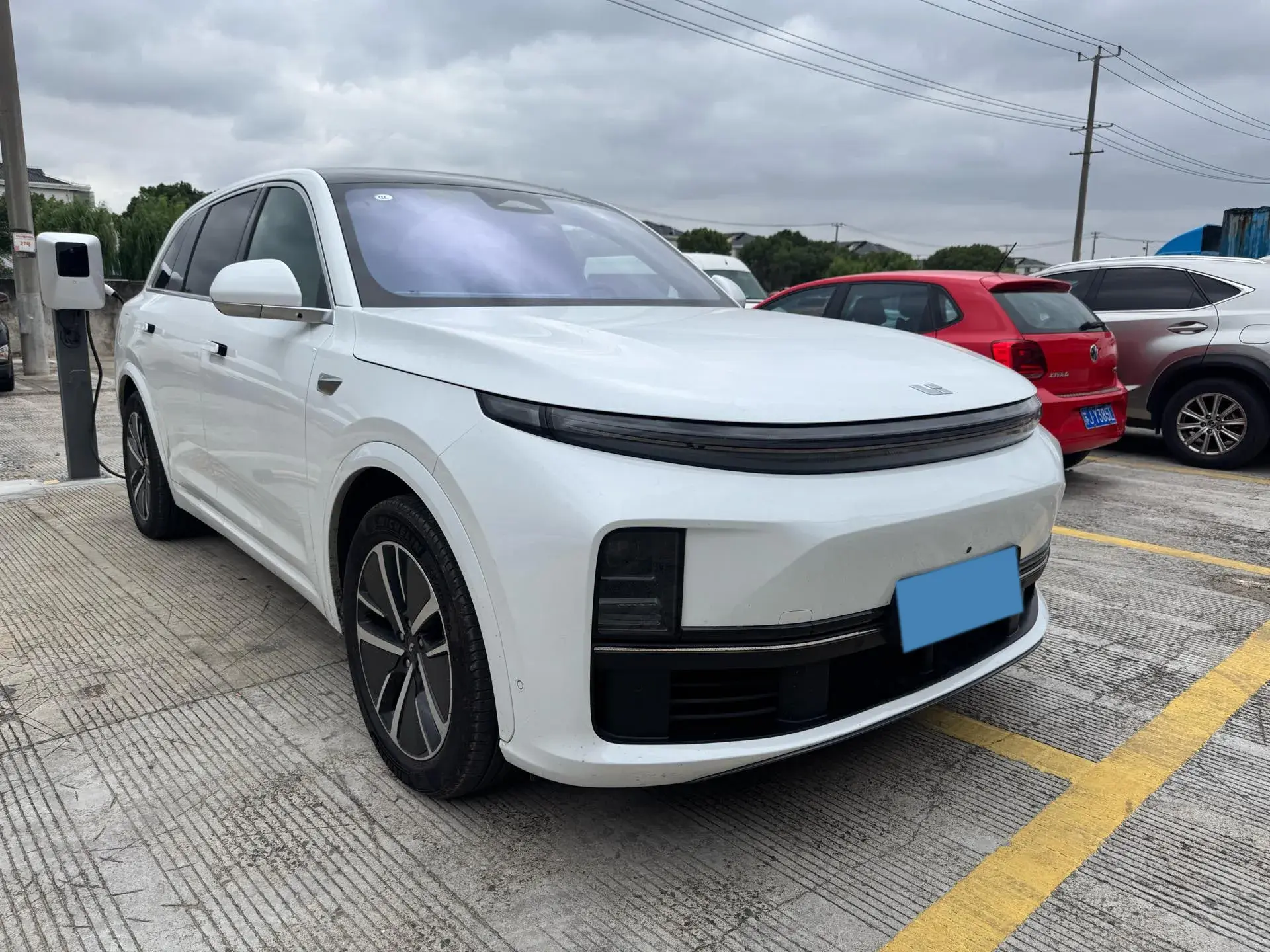 2024 LI L7 thumbnail 3