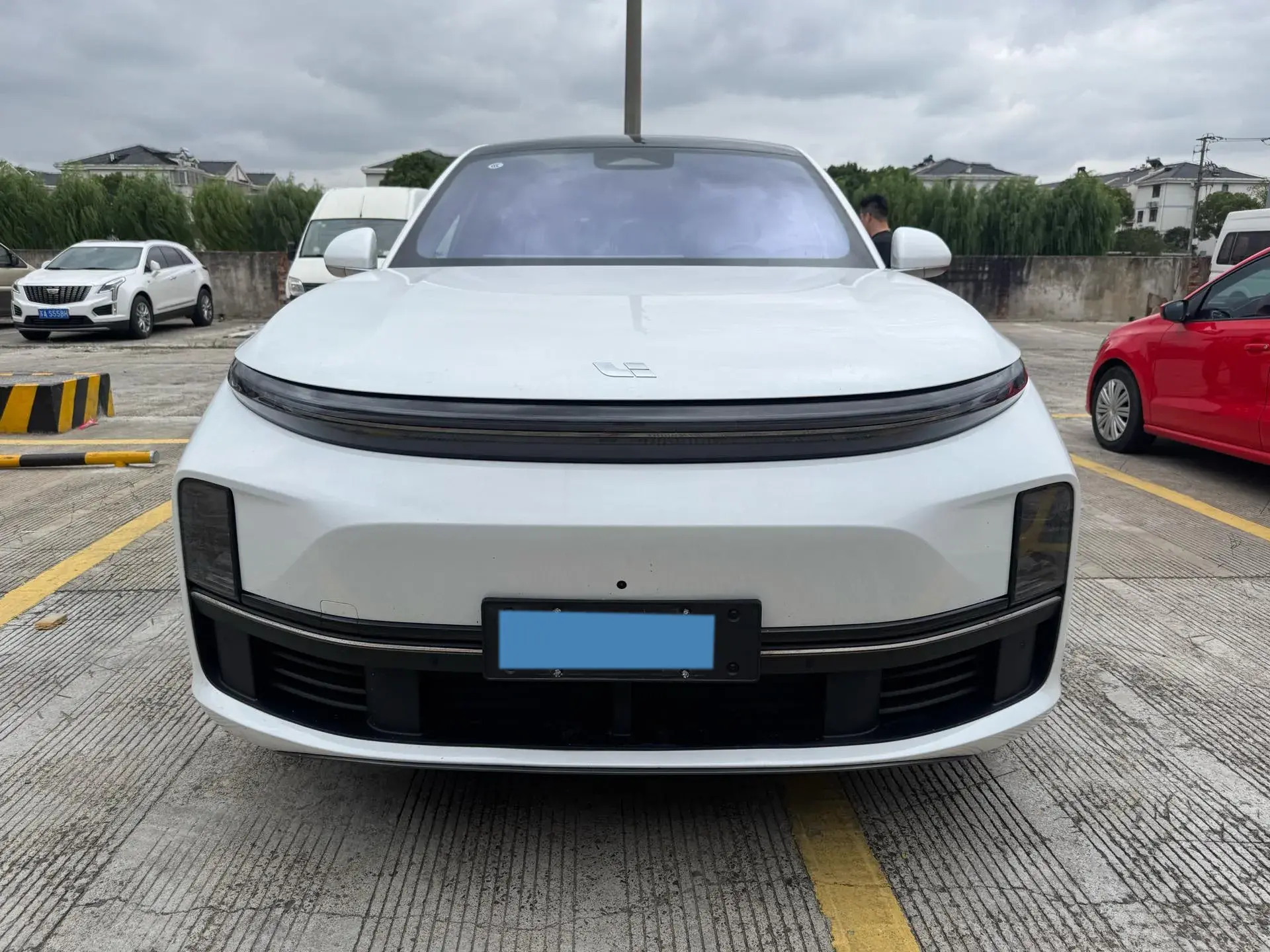 2024 LI L7 thumbnail 2