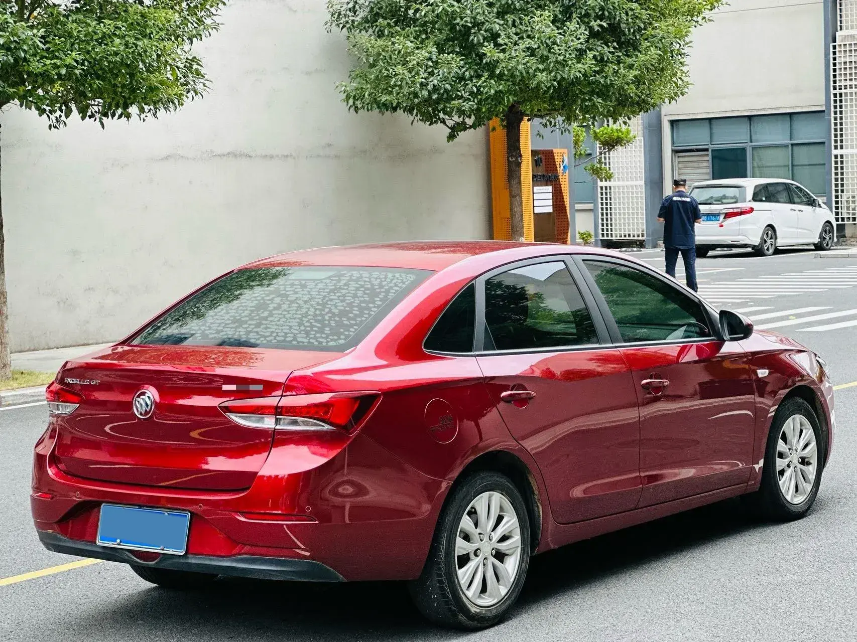 2021 BUICK EXCELLE thumbnail 3