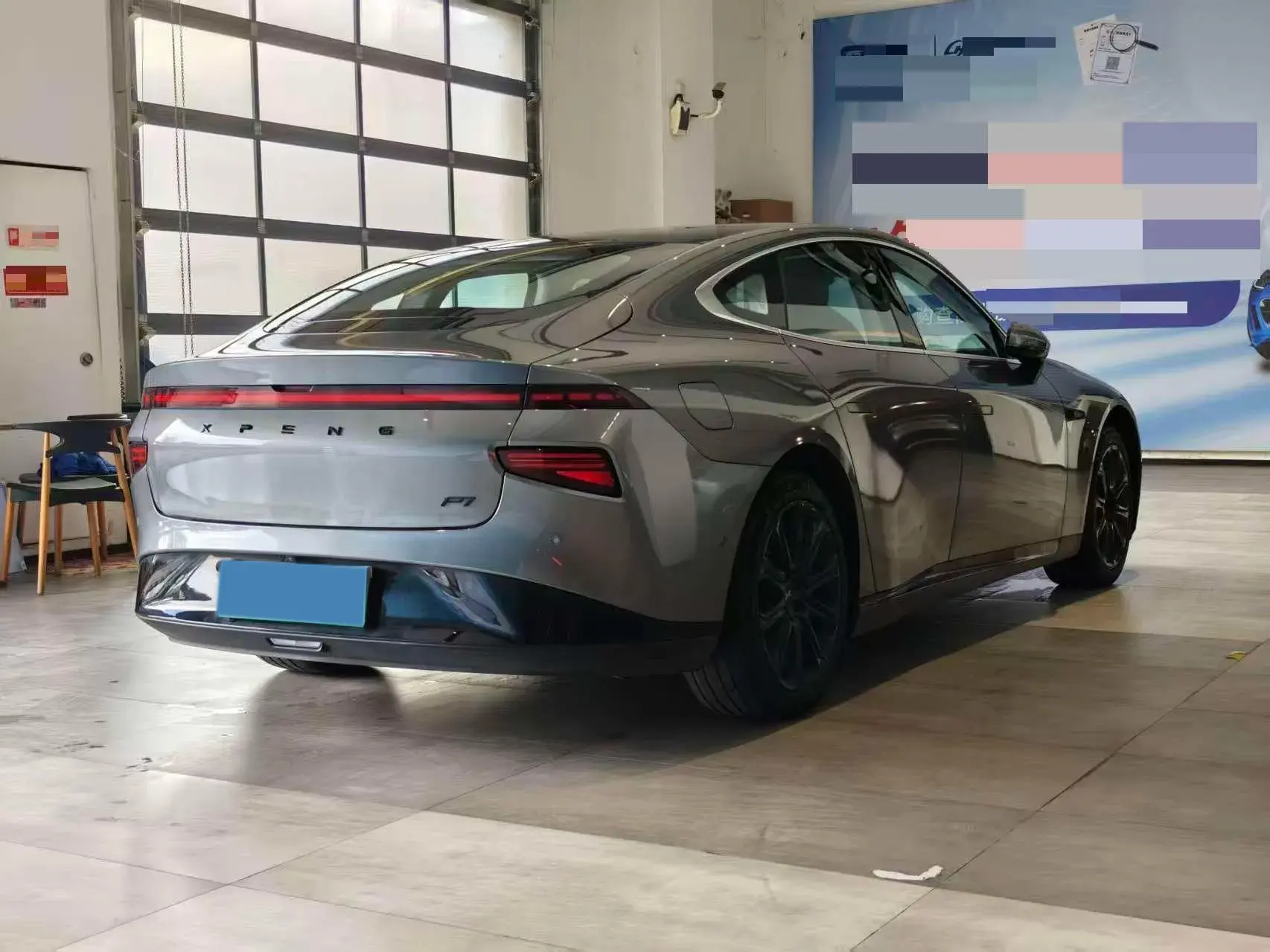 2020 XPENG P7 thumbnail 4