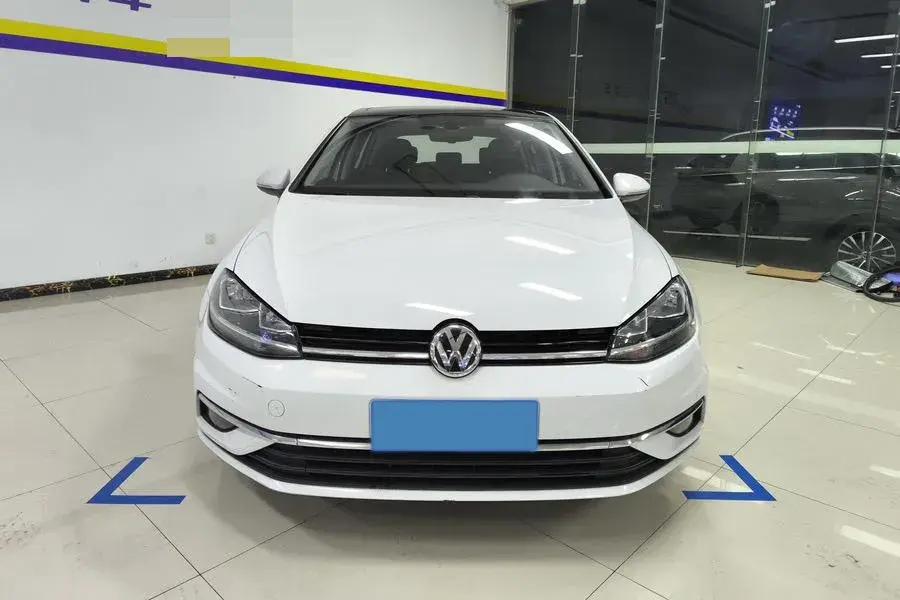 2020 VOLKSWAGEN GOLF thumbnail 3