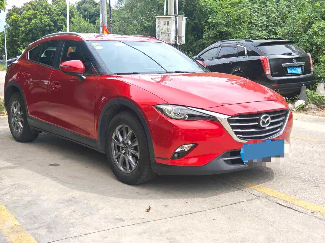 2018 MAZDA CX-4 thumbnail 3