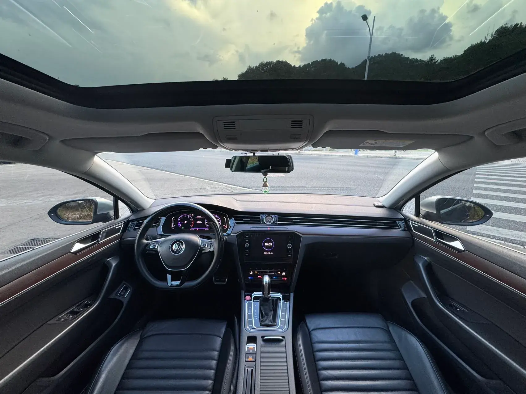 2019 VOLKSWAGEN MAGOTAN thumbnail 4