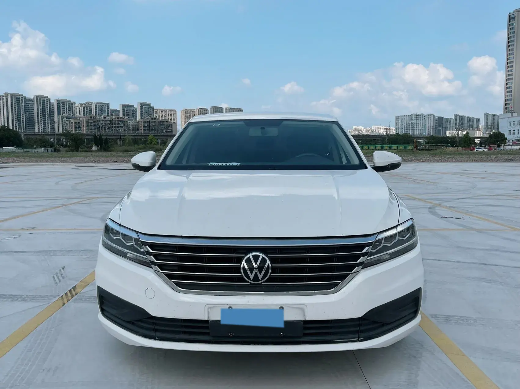 2021 VOLKSWAGEN LAVIDA thumbnail 2