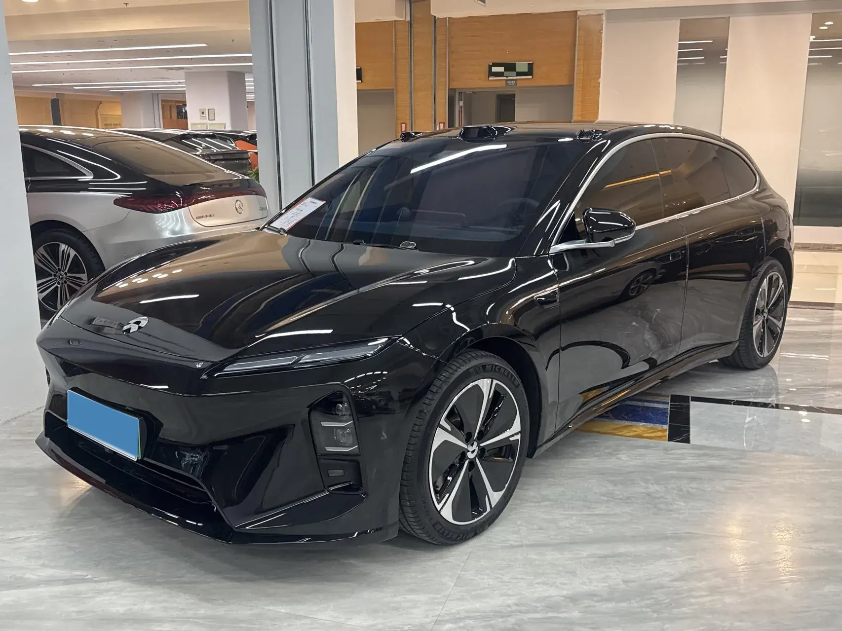 2024 NIO ET5T view 1