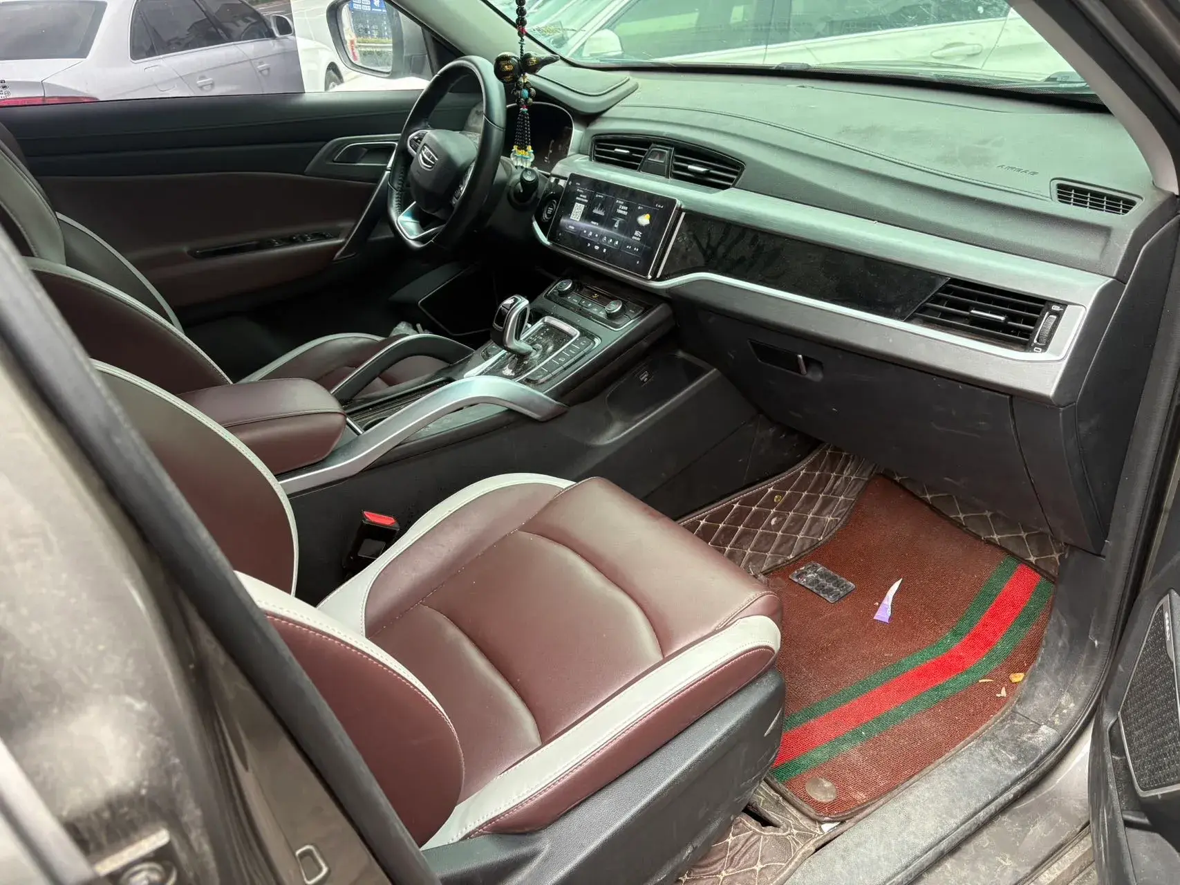 2022 GEELY AZKARRA thumbnail 4