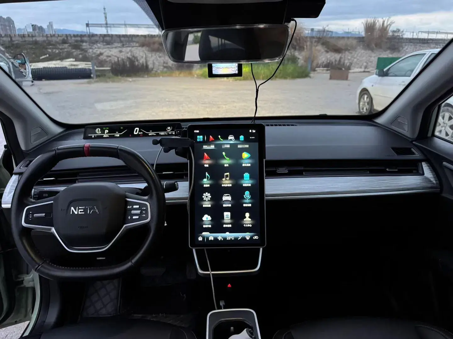 2022 NETA U thumbnail 4