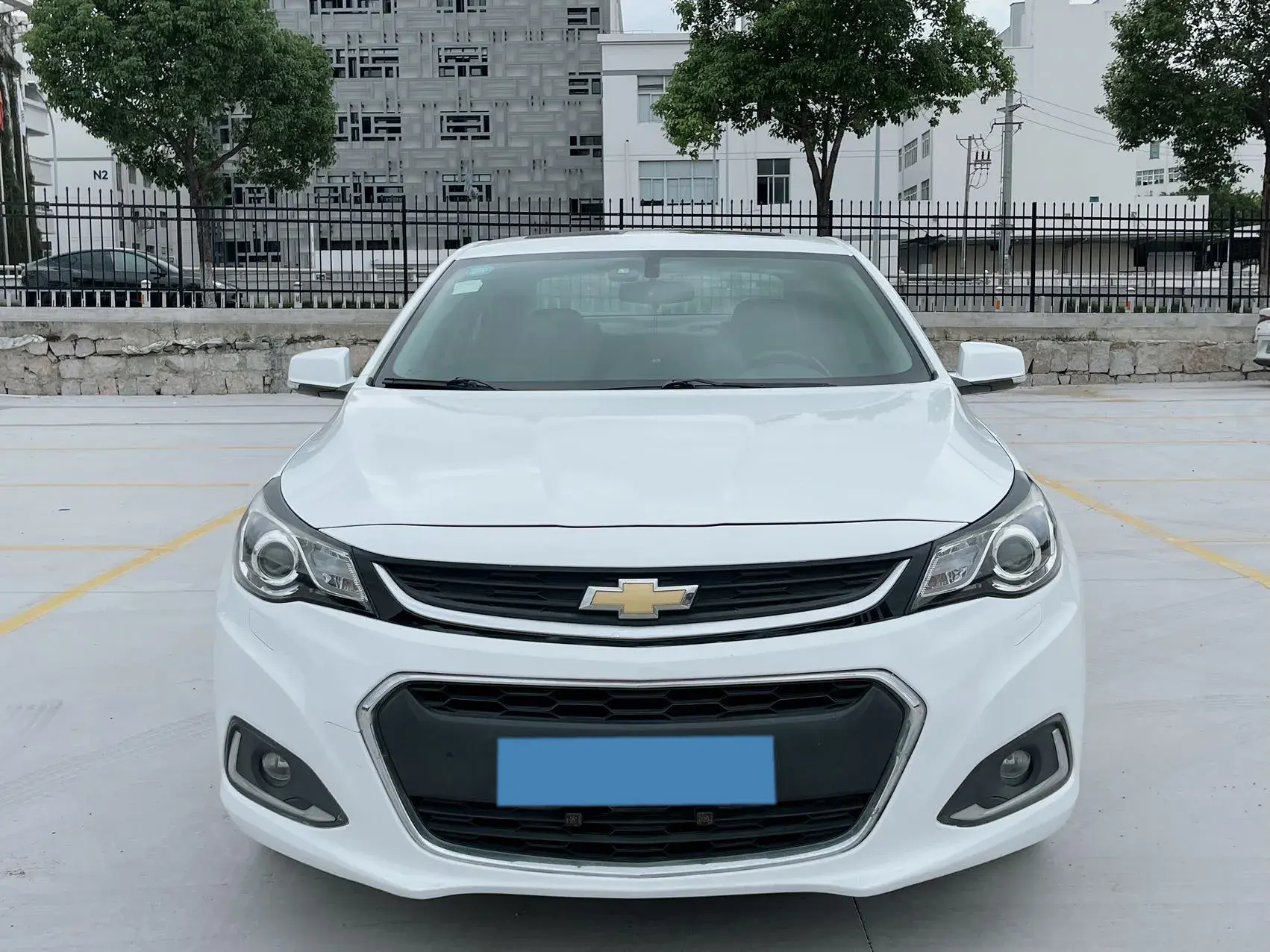 2018 CHEVROLET MALIBU thumbnail 2