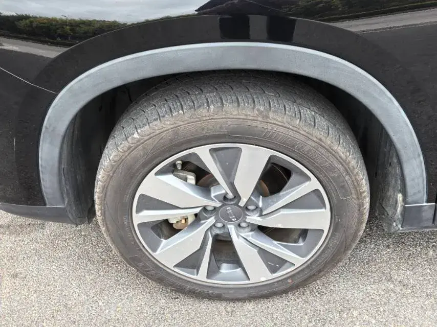 2020 GEELY OKAVANGO thumbnail 2