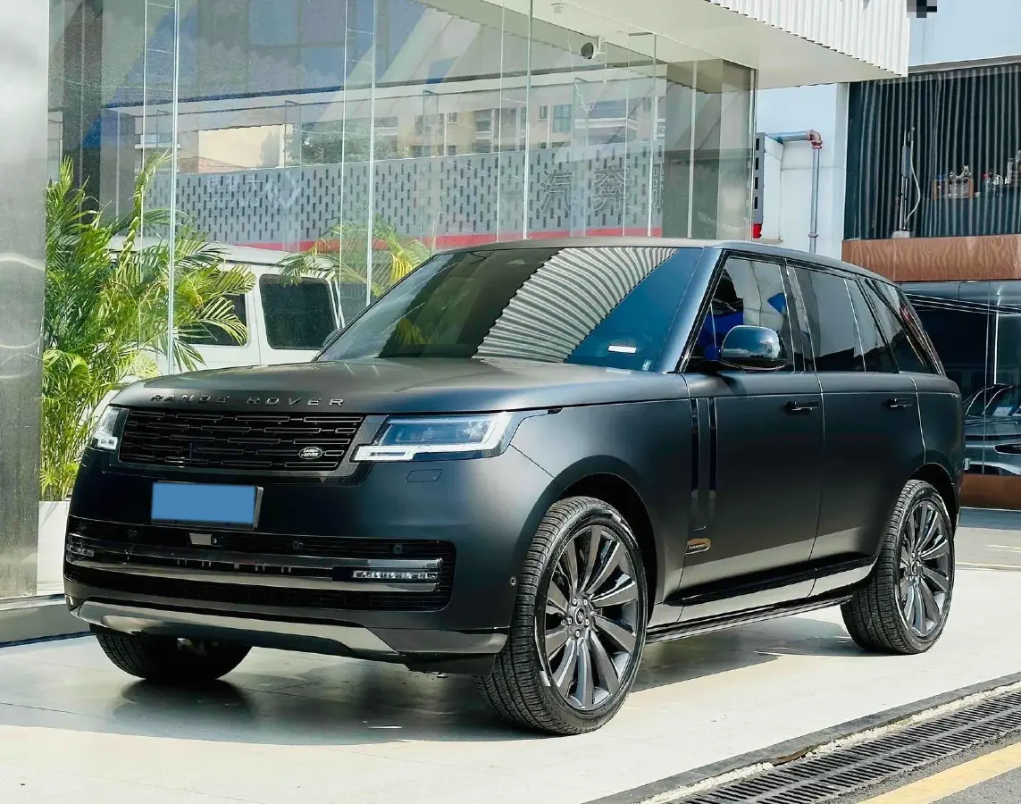 2024 Land Rover Range Rover 3.0T 400HP L6 8AT