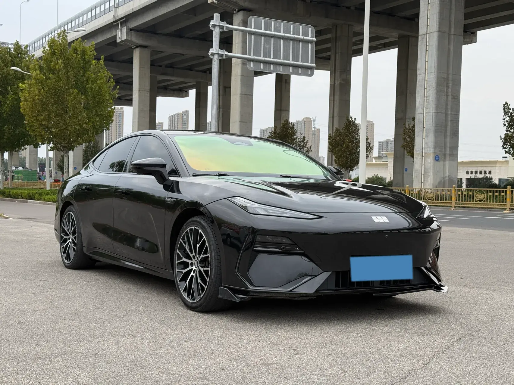 2024 GEELY GALAXY thumbnail 2