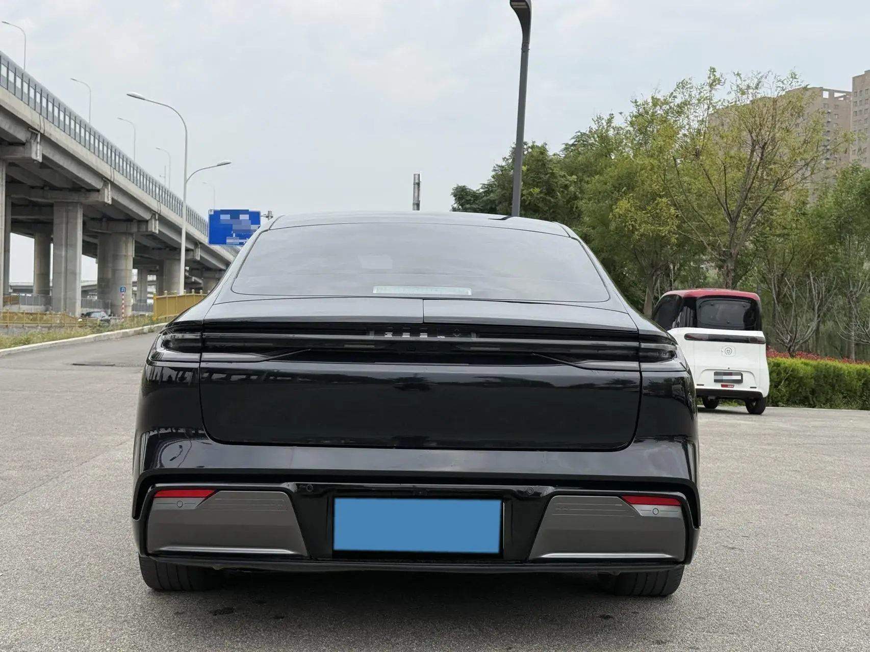 2024 GEELY GALAXY thumbnail 4
