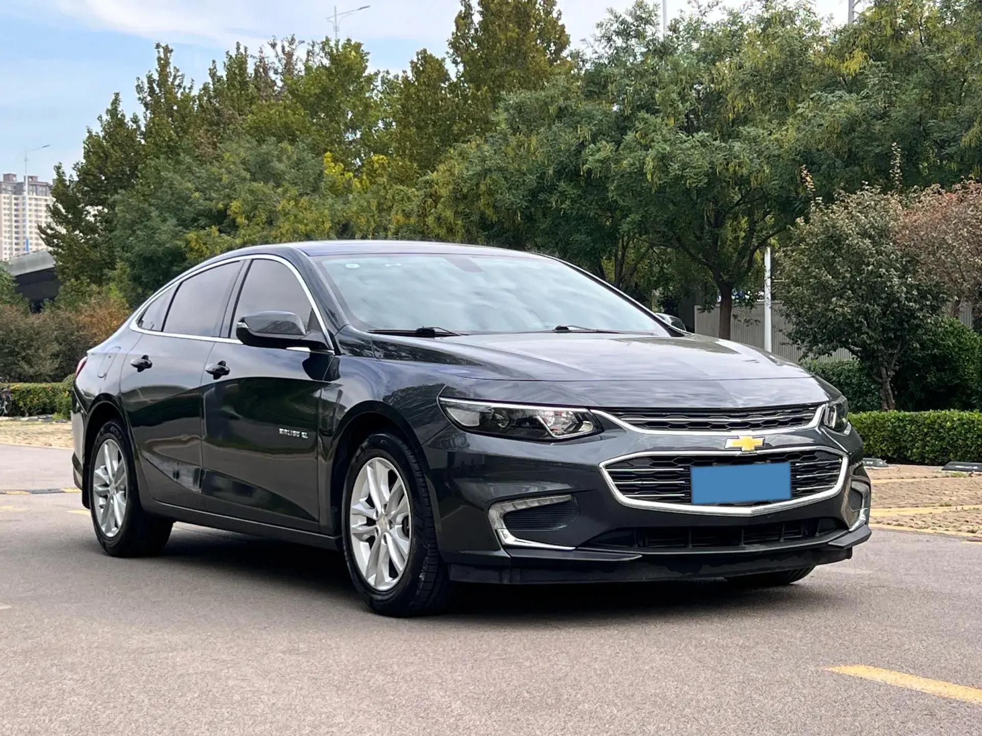 2018 CHEVROLET MALIBU thumbnail 3
