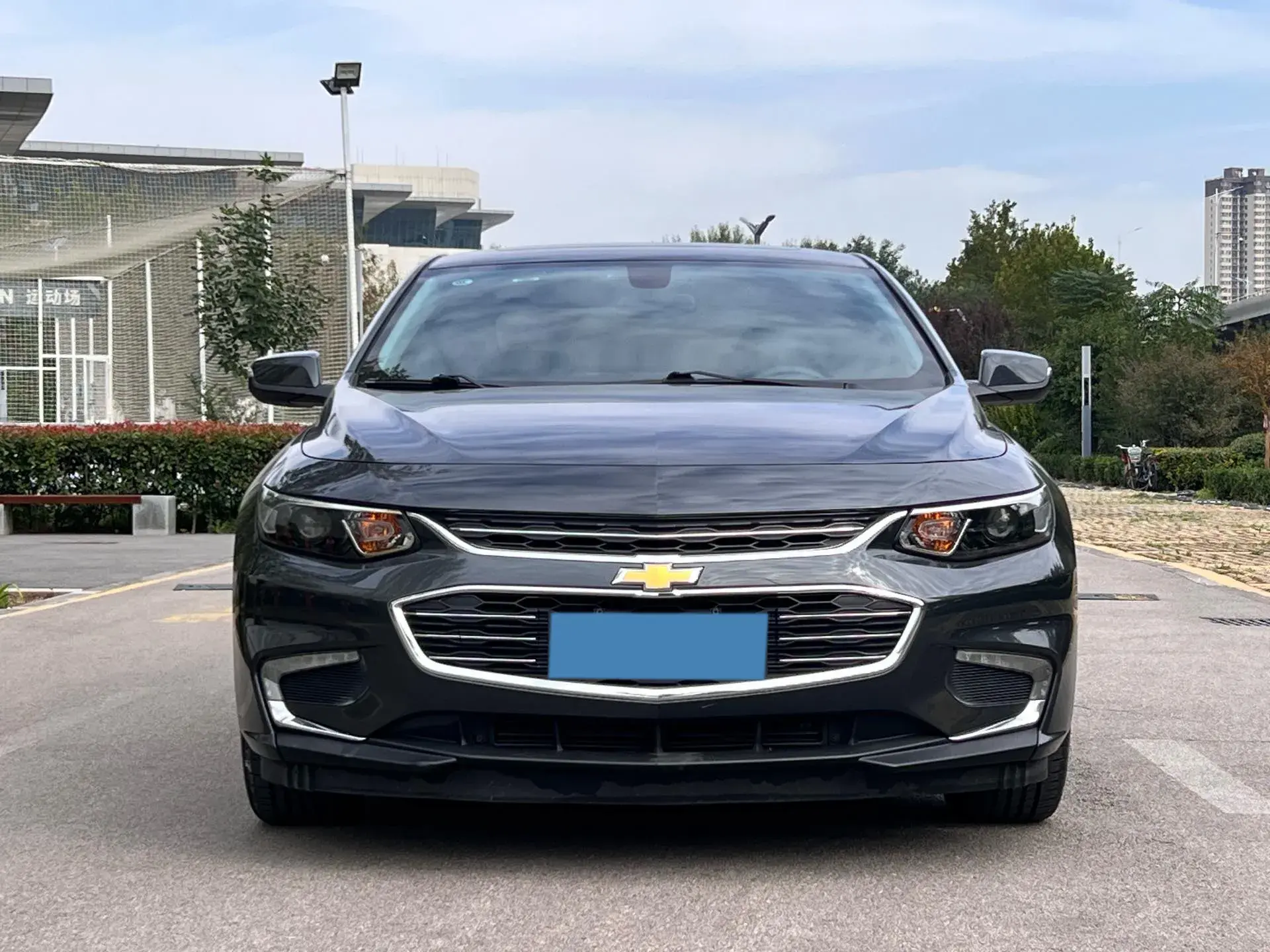 2018 CHEVROLET MALIBU thumbnail 2