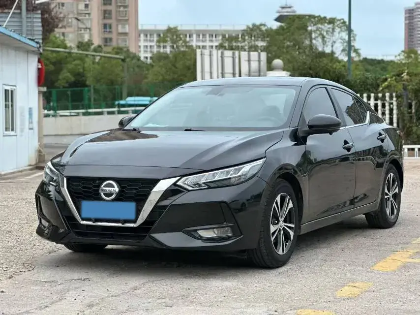 2021 NISSAN SYLPHY view 1