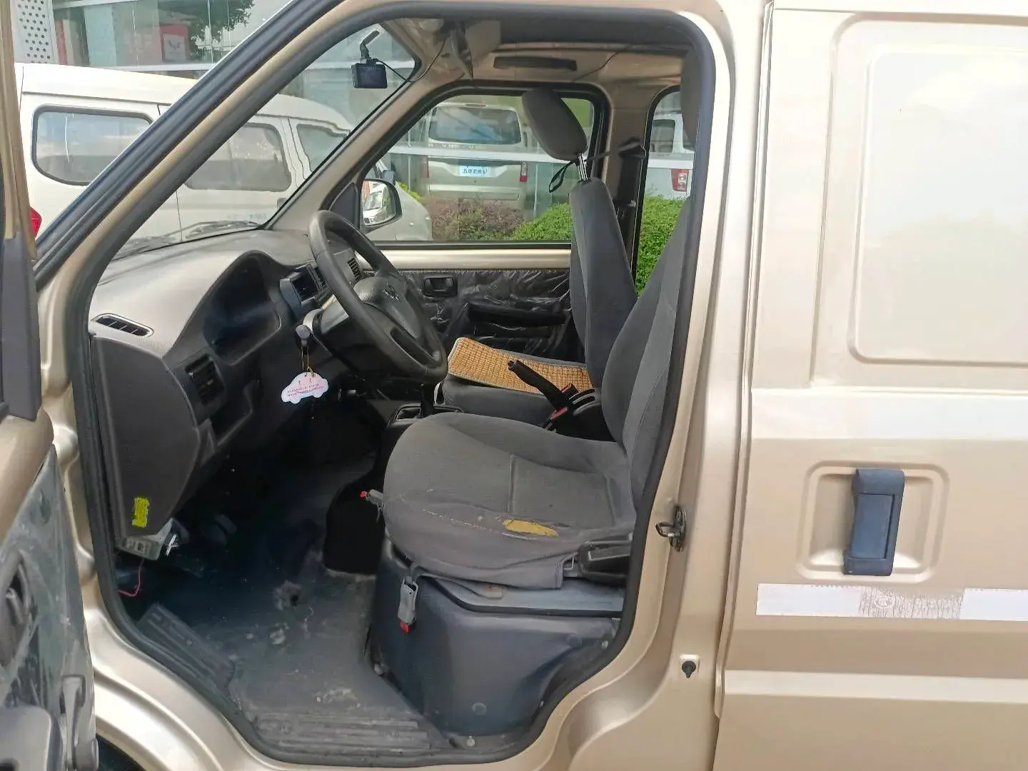 2021 WULING RONGGUANG thumbnail 4