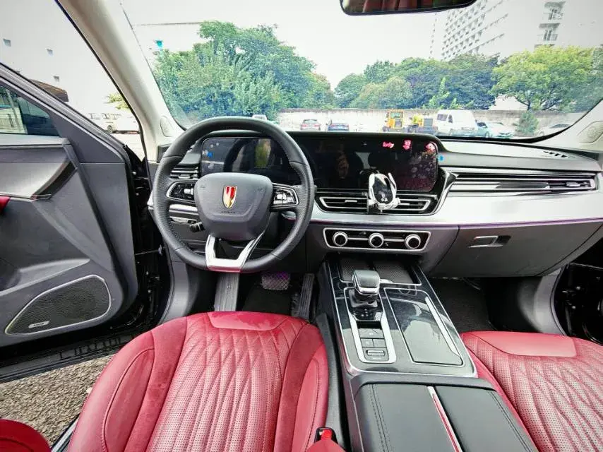 2023 HONGQI HS5 thumbnail 4