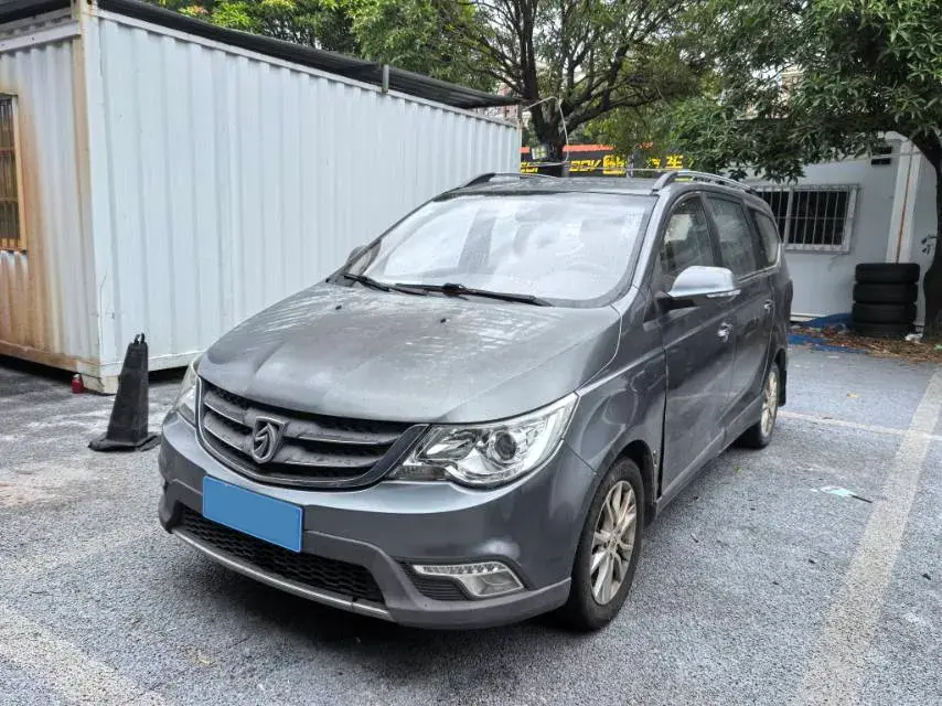 2014 BAOJUN 730 view 1