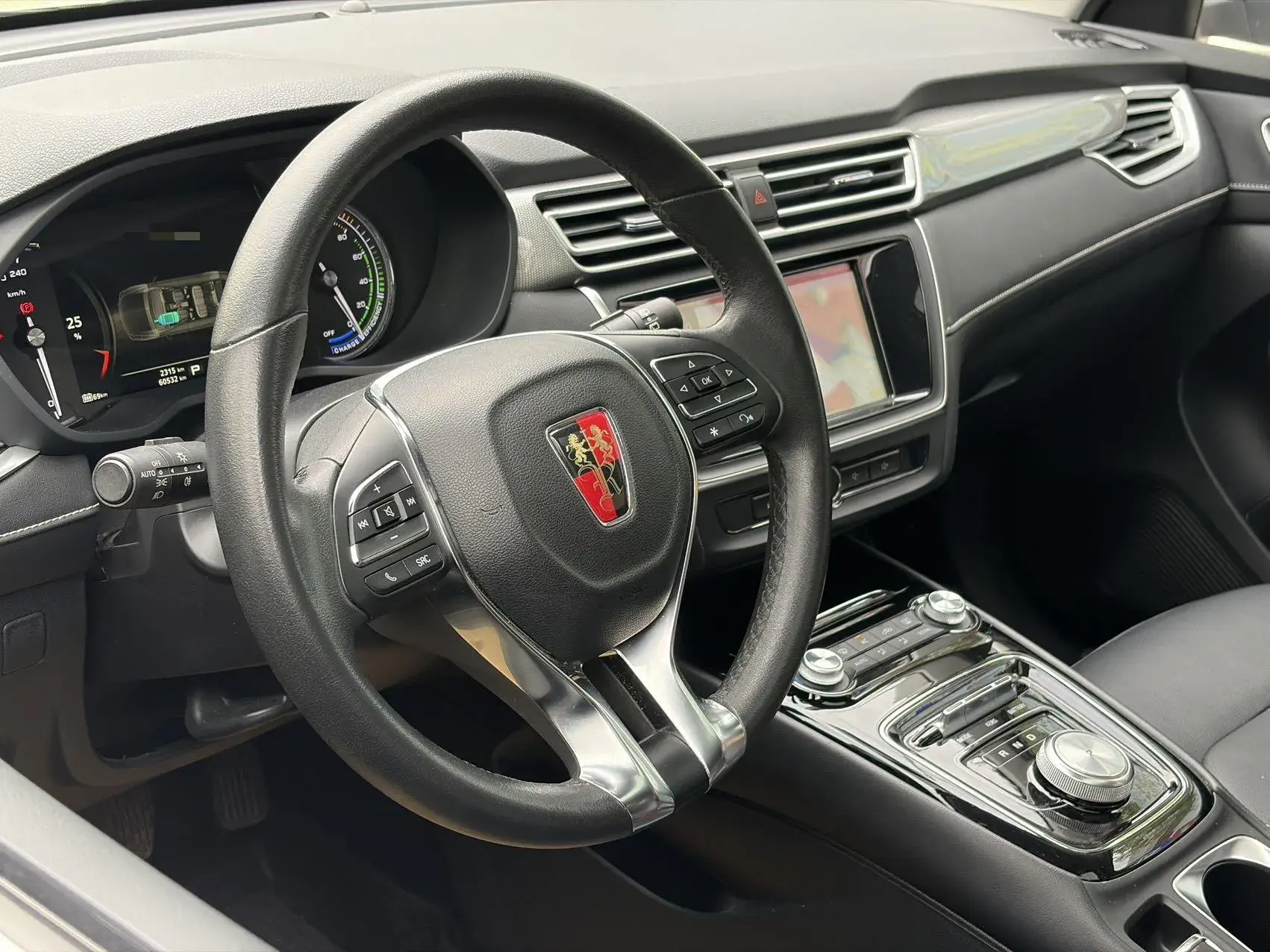 2018 ROEWE EI5 thumbnail 4