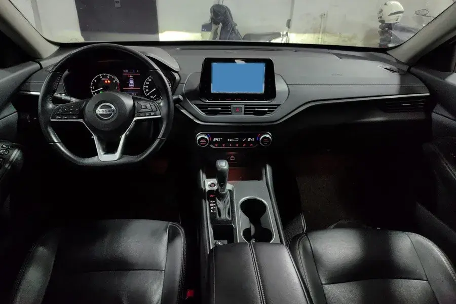 2020 NISSAN TEANA thumbnail 4