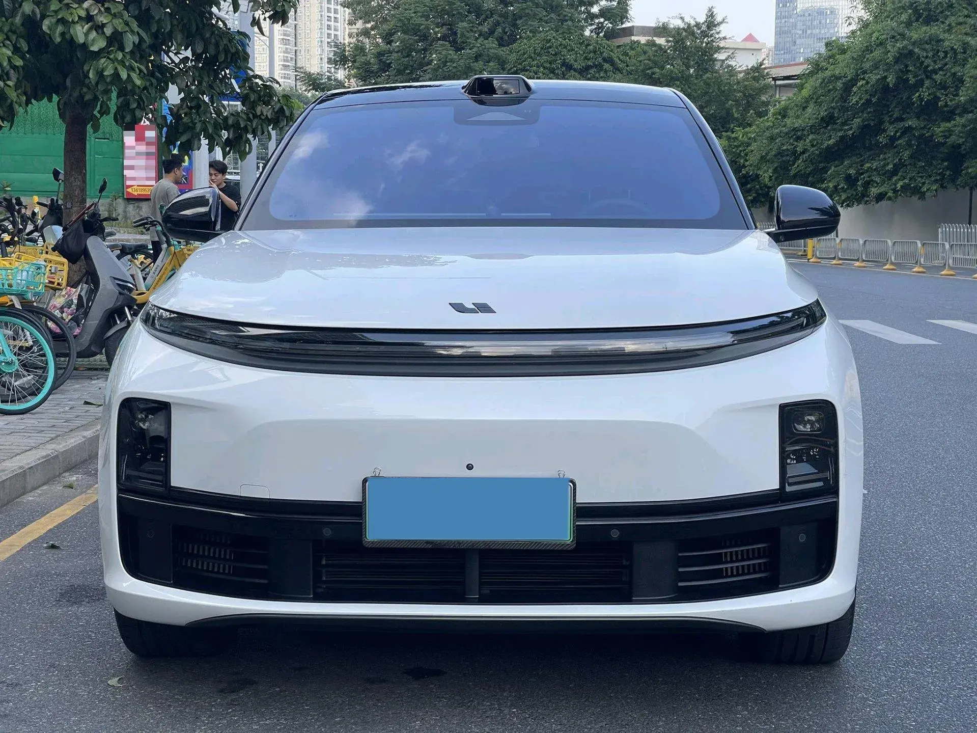 2023 LI L7 thumbnail 2