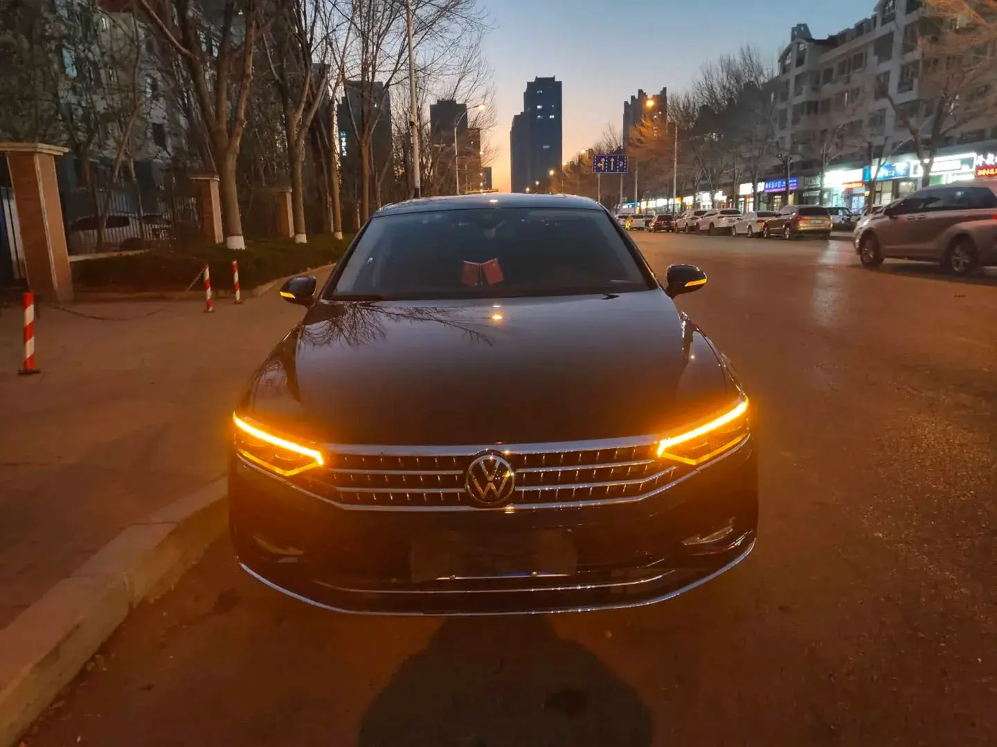 2020 VOLKSWAGEN MAGOTAN thumbnail 3