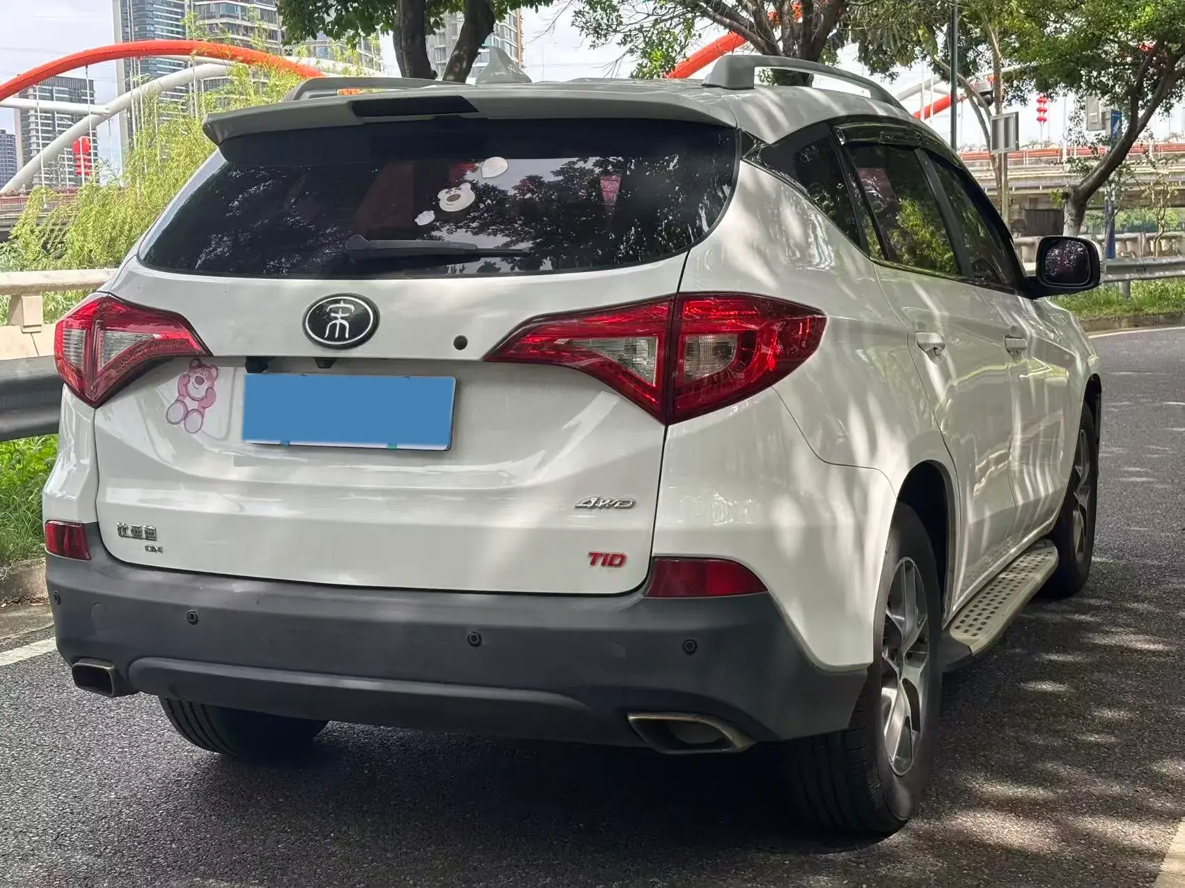 2018 BYD SONG thumbnail 4