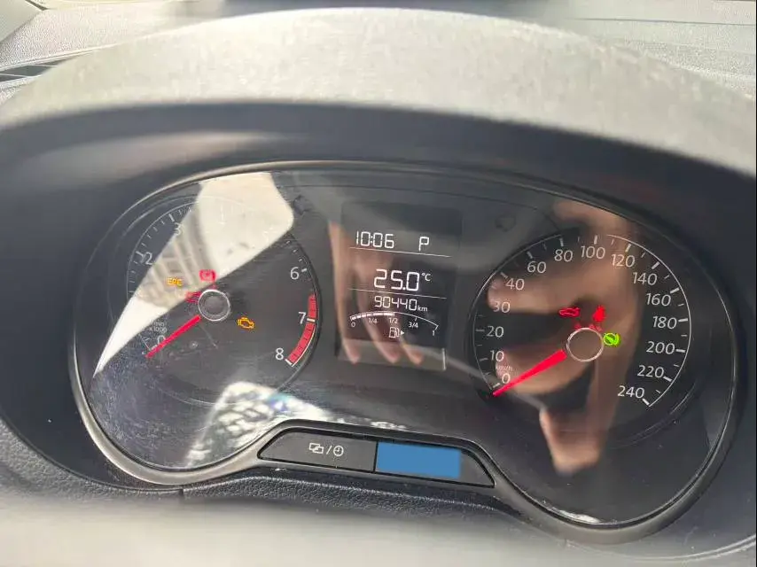 2018 VOLKSWAGEN POLO thumbnail 4