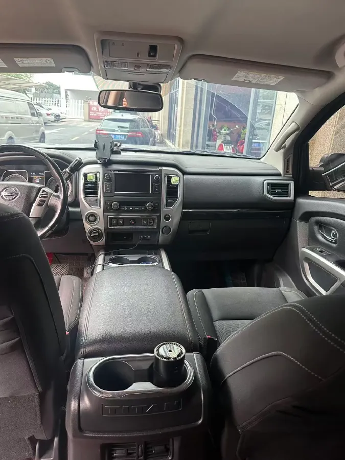 2019 Volvo XC40 2.0T 252HP L4 8AT,autocango,china used car exporter,china ev exporter,chinese used car exporter,chinese used ev exporter