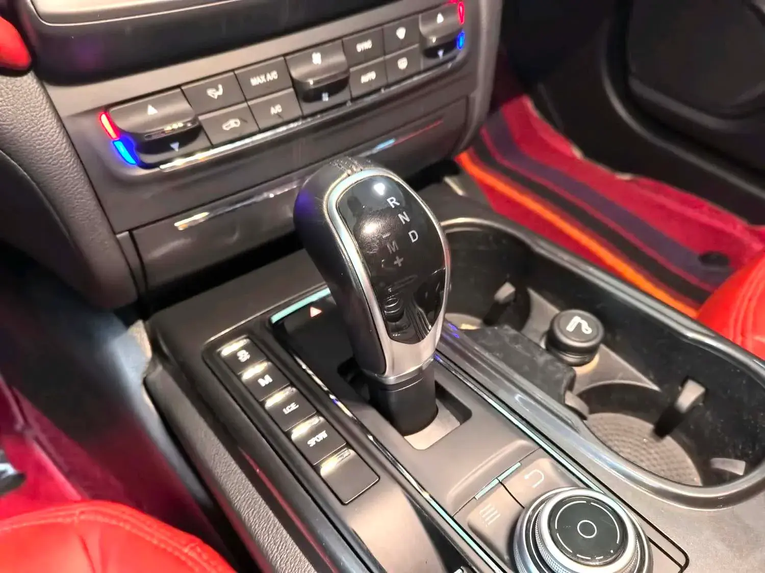 2018 MASERATI GHIBLI thumbnail 4