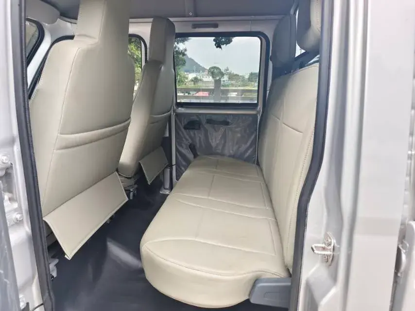 2023 WULING ZHIGUANG thumbnail 4