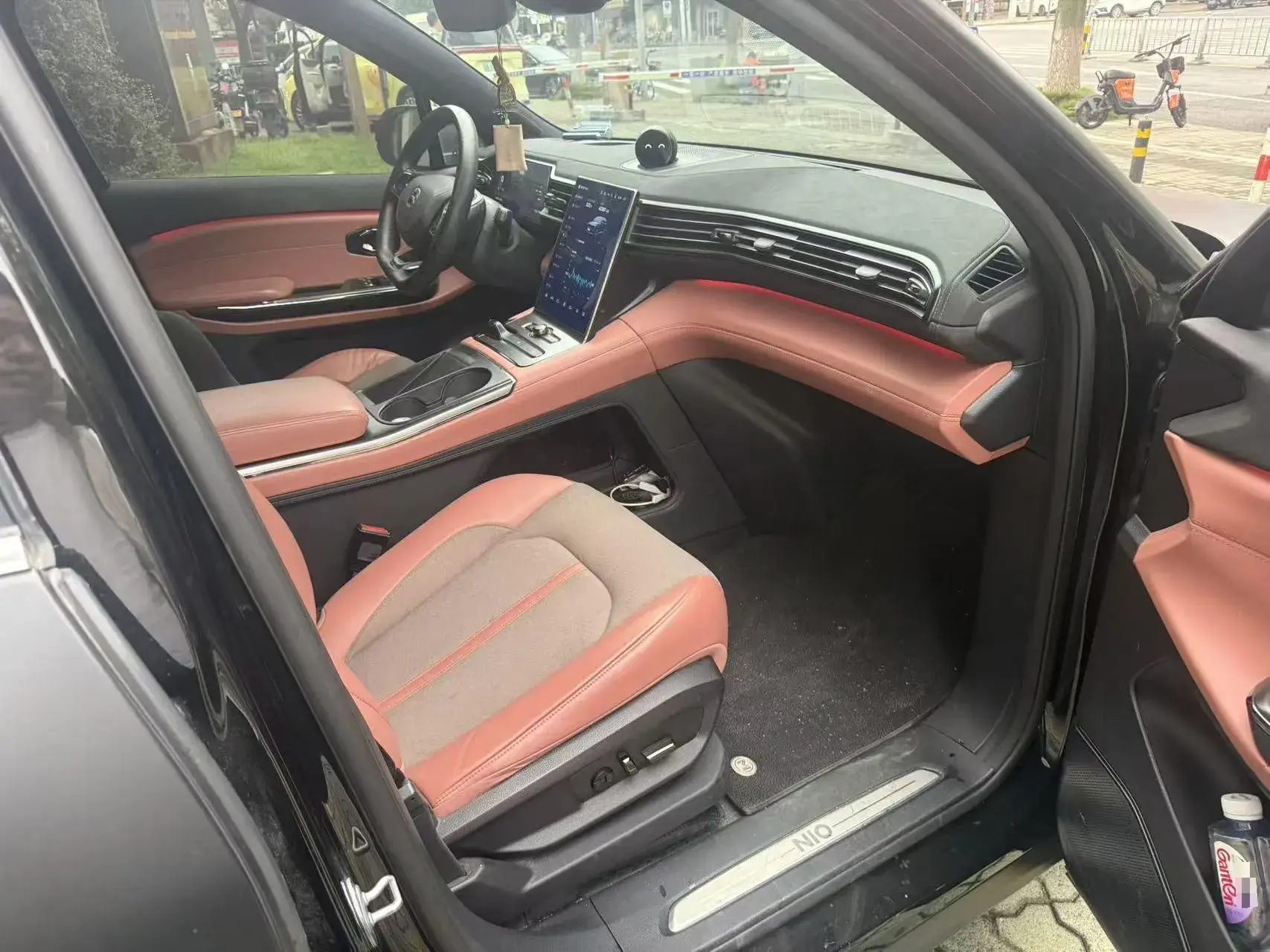 2020 NIO EC6 thumbnail 4