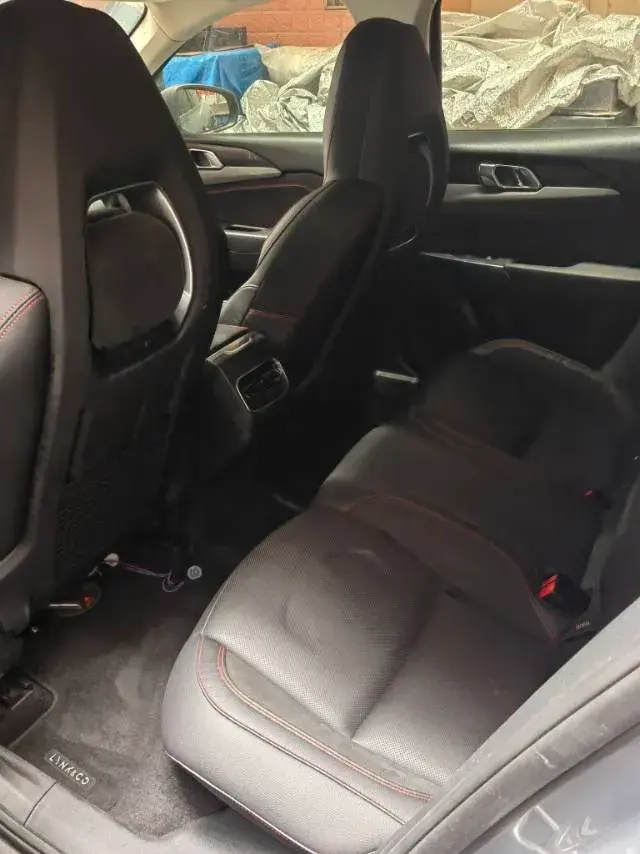 2018 LYNK&CO 02 thumbnail 4