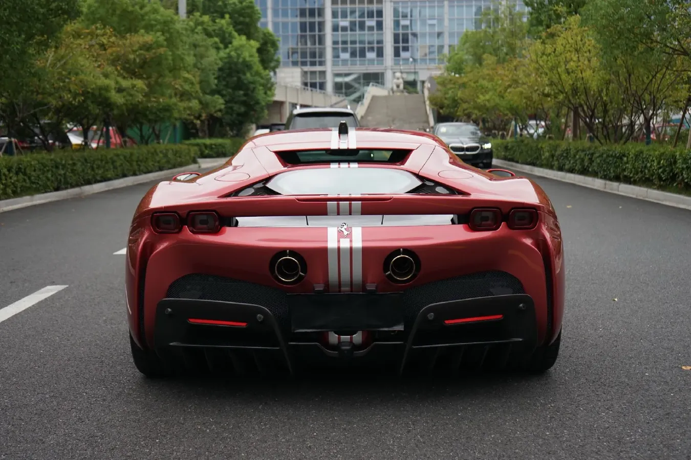 2020 Ferrari SF90 3.9T 781HP V8 8DCT PHEV 7.9KWH,autocango,china used car exporter,china ev exporter,chinese used car exporter,chinese used ev exporter