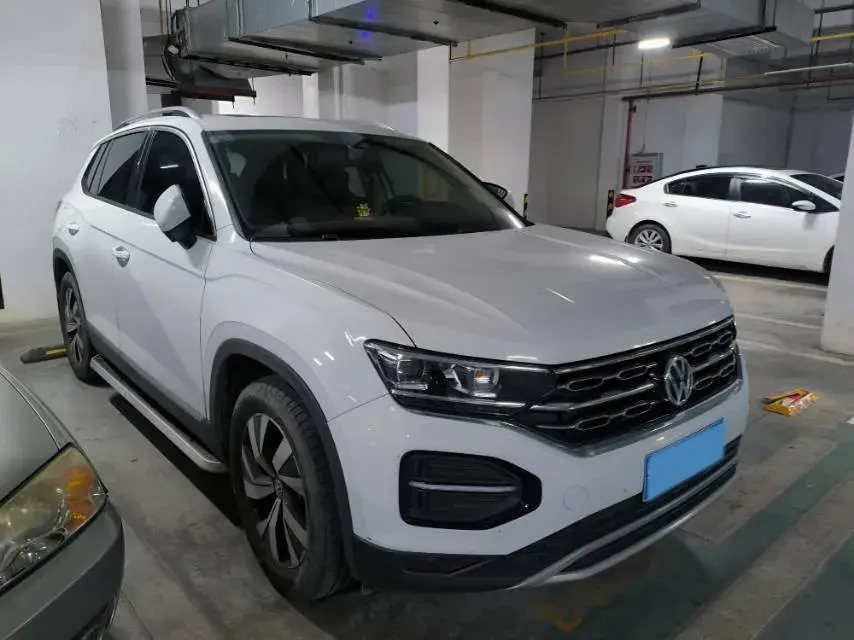 2019 VOLKSWAGEN TAYRON thumbnail 2