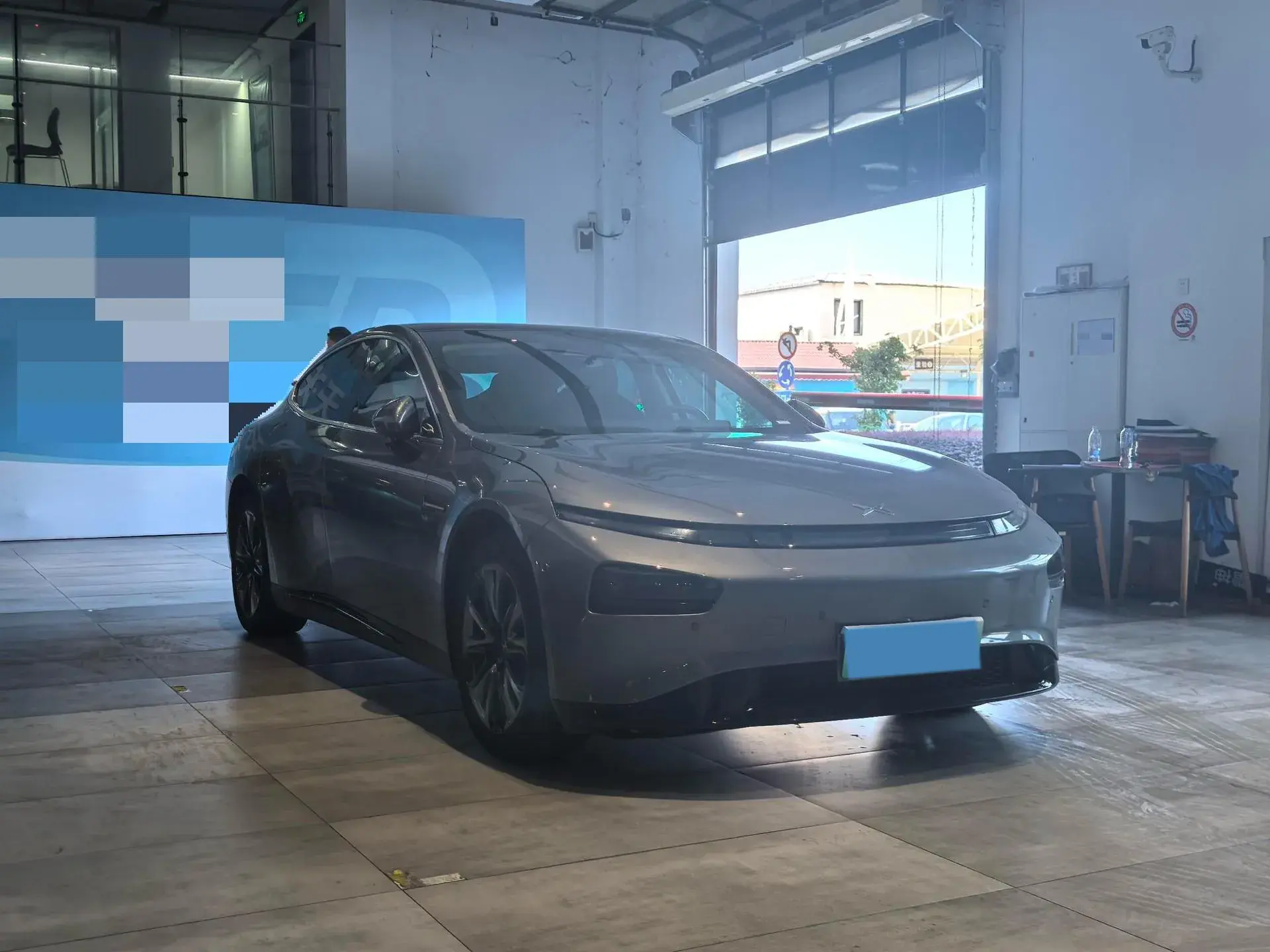 2020 XPENG P7 thumbnail 3