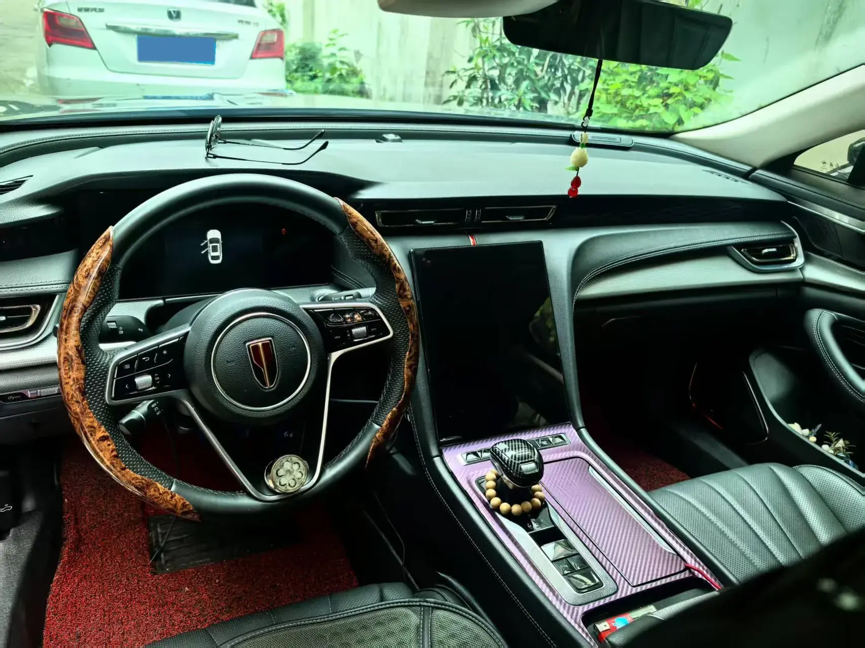 2024 HONGQI H5 thumbnail 4