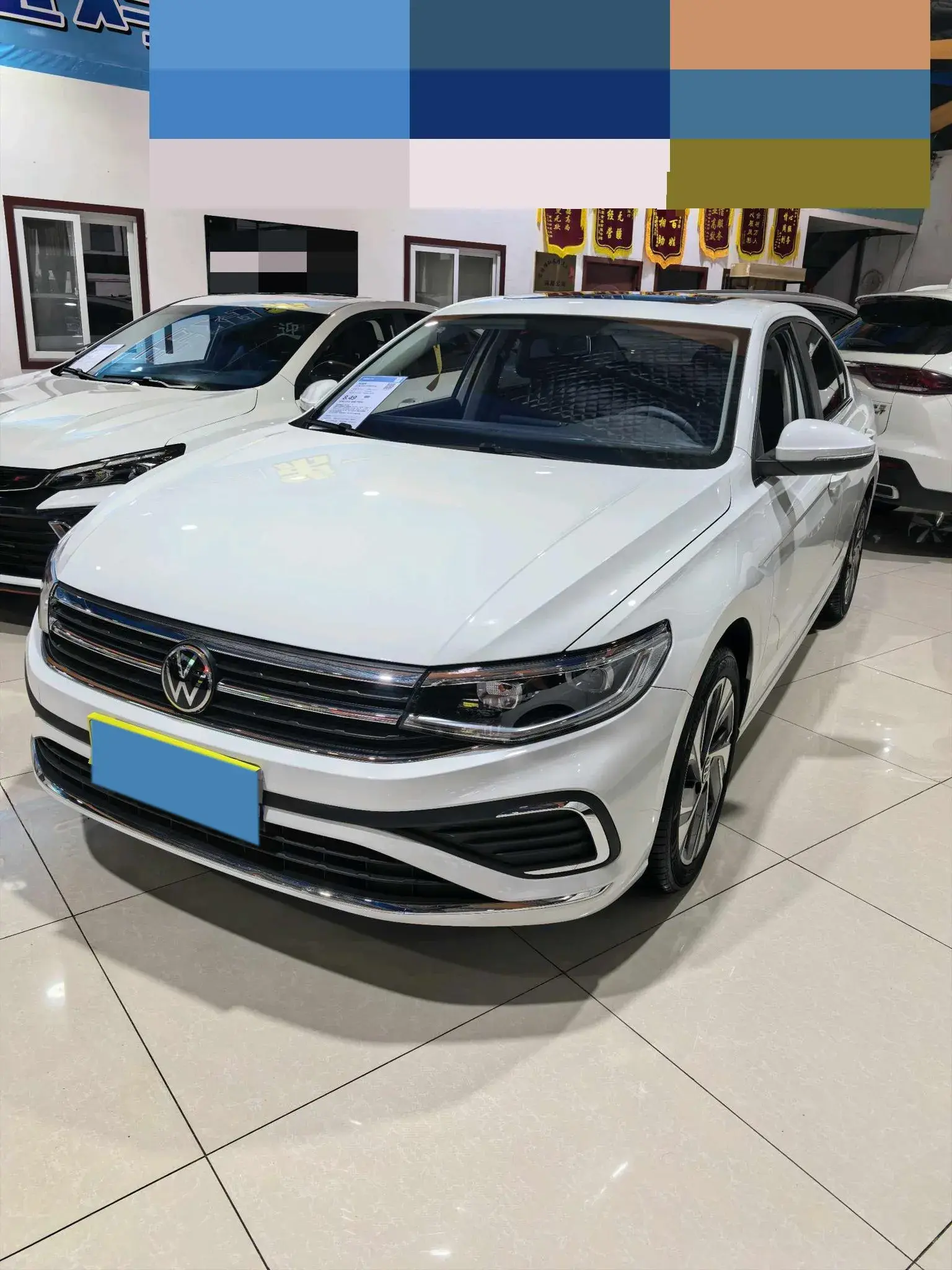 2023 VOLKSWAGEN BORA view 1