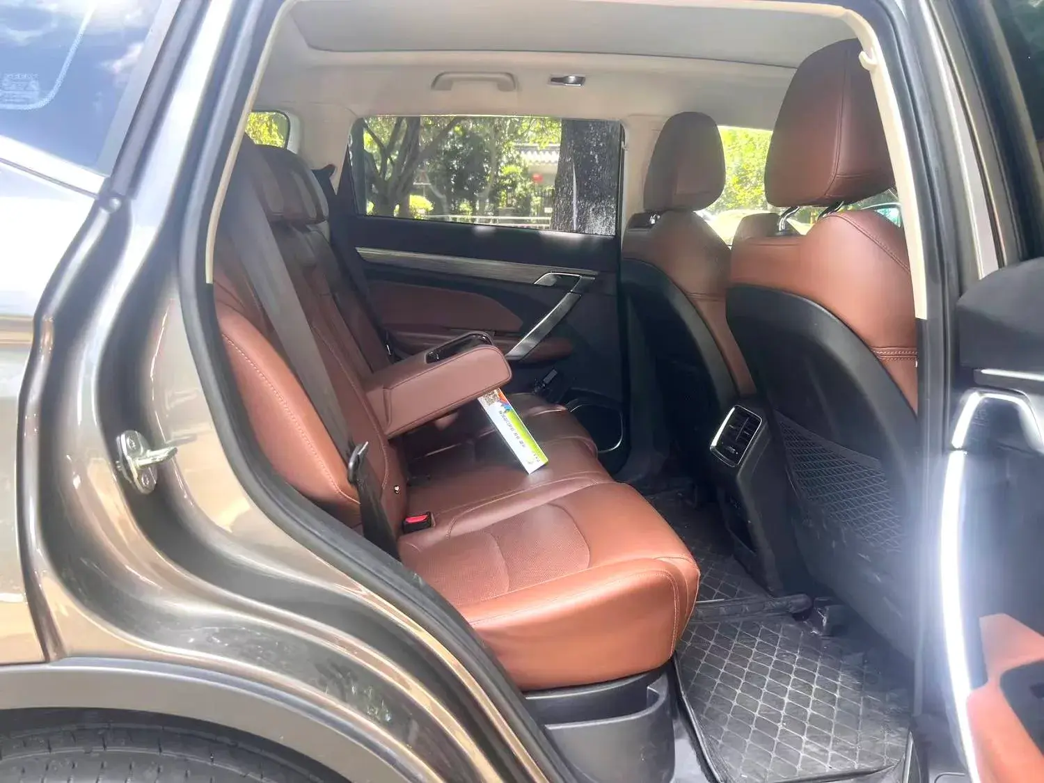 2020 GEELY AZKARRA thumbnail 3