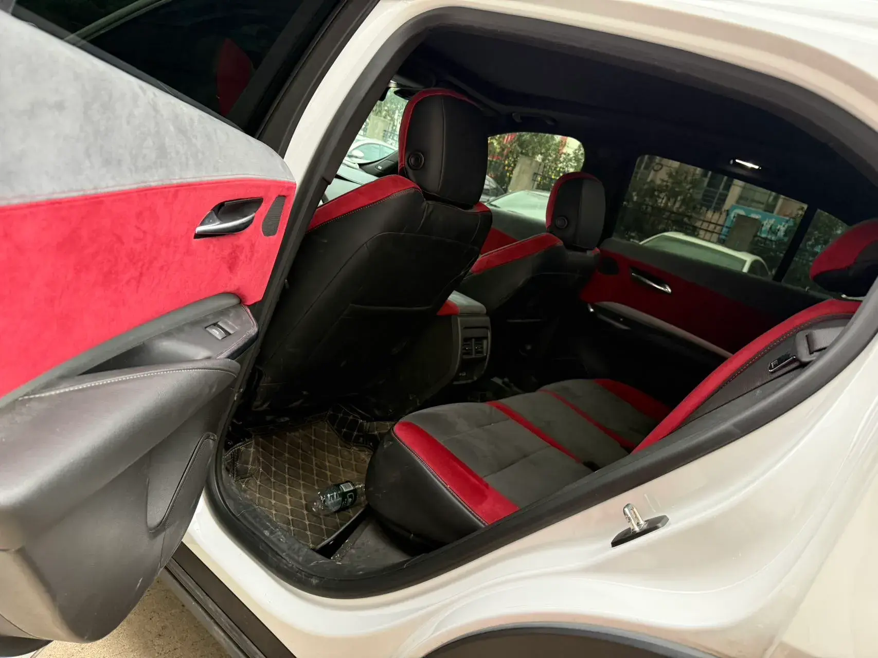 2021 CADILLAC XT4 thumbnail 3