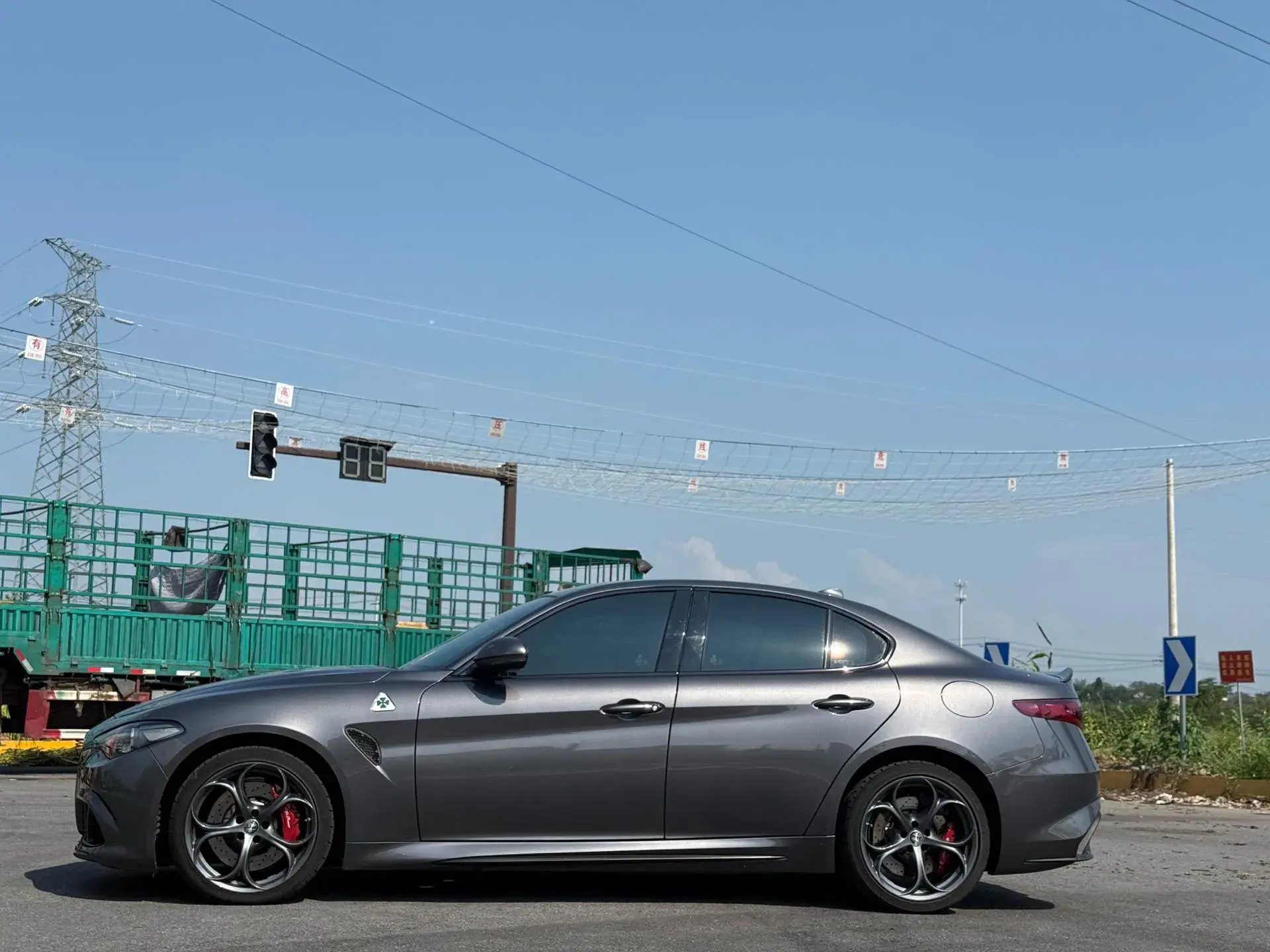 2017 ALFA ROMEO thumbnail 4