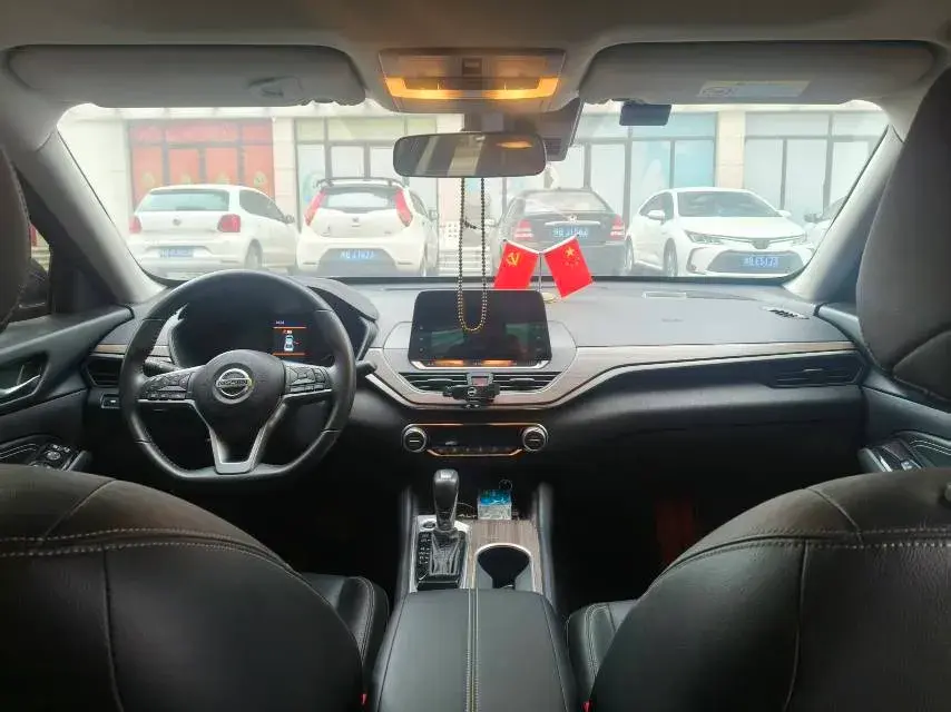 2021 NISSAN TEANA thumbnail 4