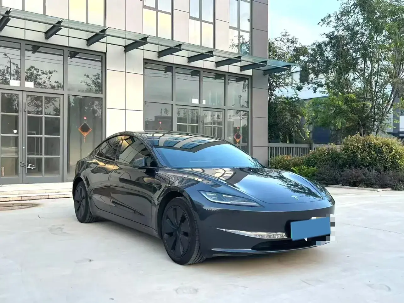 2023 TESLA MODEL thumbnail 3