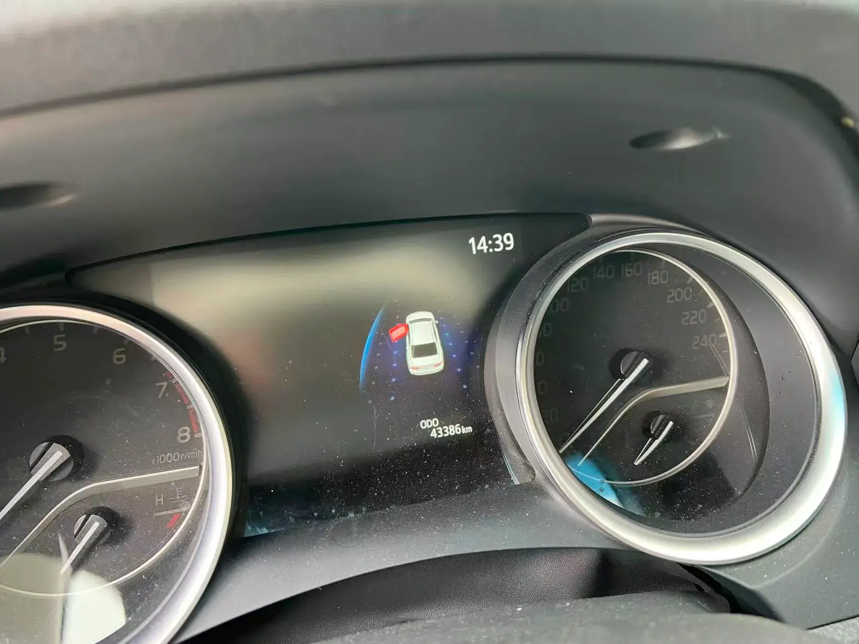 2023 TOYOTA CAMRY thumbnail 4