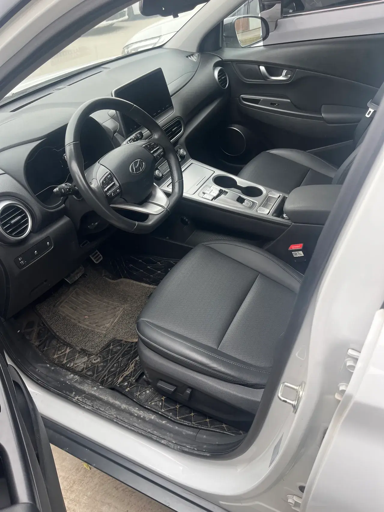 2020 HYUNDAI ENCINO thumbnail 4