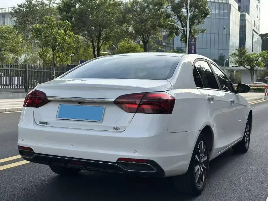 2019 GEELY EMGRAND thumbnail 4