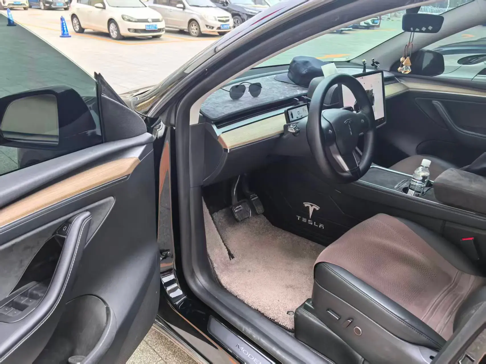 2022 TESLA MODEL thumbnail 3