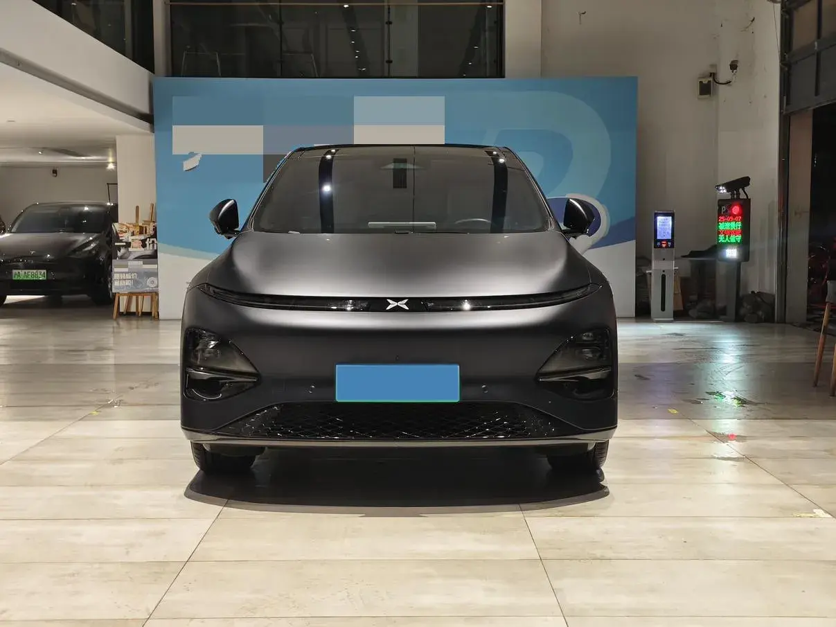 2023 XPENG G6 thumbnail 2