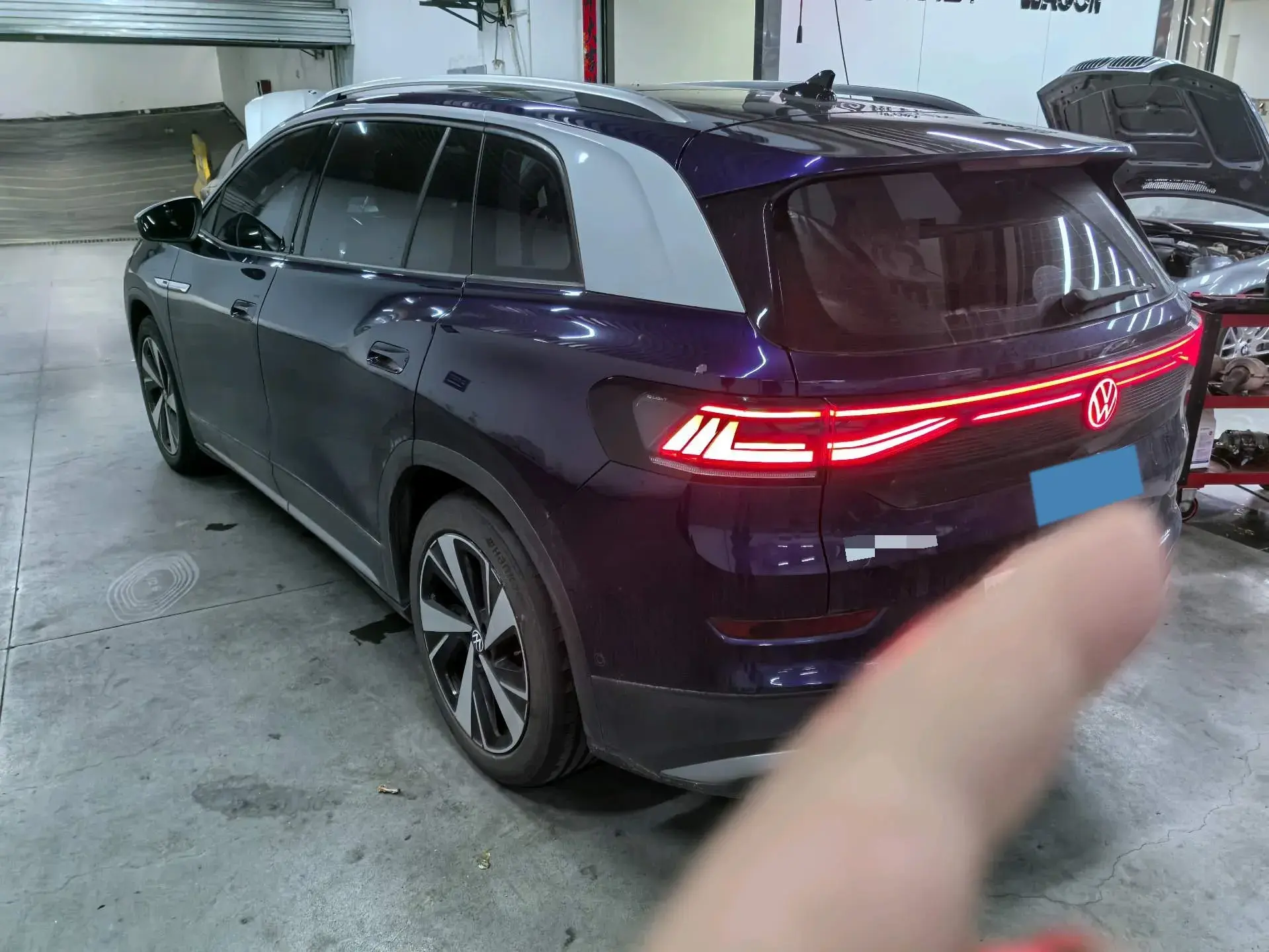 2022 VOLKSWAGEN ID.6 thumbnail 2