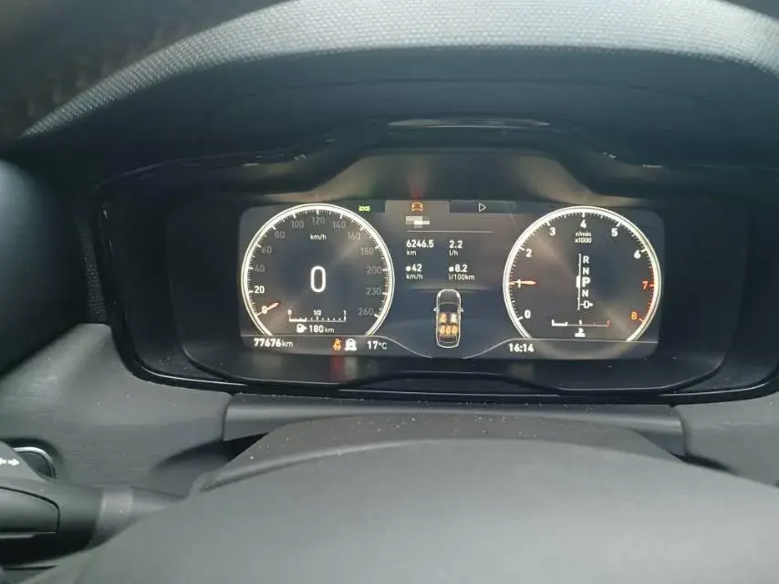 2020 LYNK&CO 03 thumbnail 4